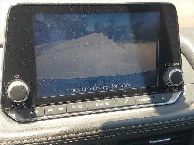 Used 2023 Nissan Rogue SV FWD image 21