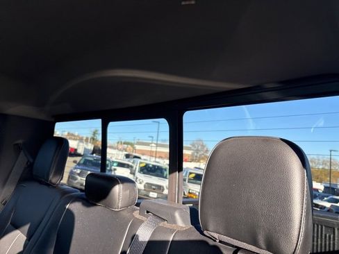 Used 2021 Ford F250 Lariat w/ Chrome Package image 39