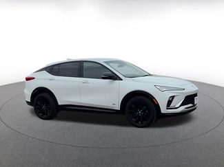 Used 2025 Buick Envista Sport Touring video 2