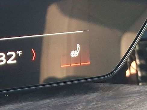 Certified 2025 Audi Q5 Premium Plus image 25