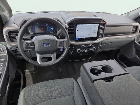 Used 2025 Ford F150 XLT w/ Equipment Group 301A Standard AWD/4WD image 11