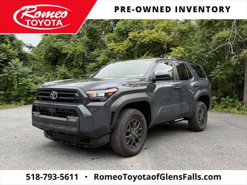 Certified 2025 Toyota 4Runner SR5 AWD/4WD image 1