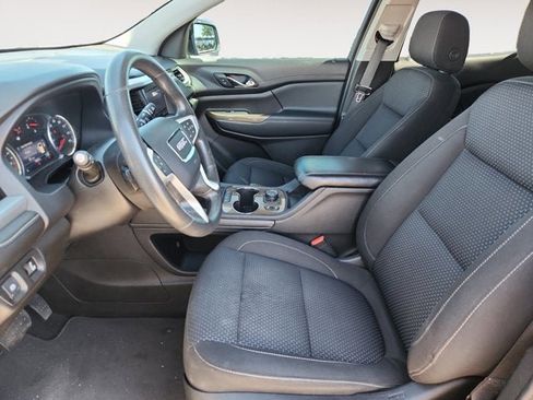 Used 2021 GMC Acadia SLE w/ Driver Convenience Package image 9