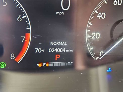 Certified 2025 Honda HR-V LX image 13