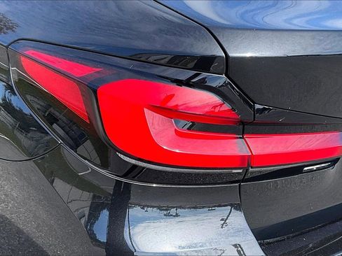 Used 2023 BMW 530i 530i w/ Premium Package image 20