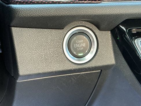 Used 2024 Chevrolet Traverse Z71 w/ Enhanced Driving Package image 17