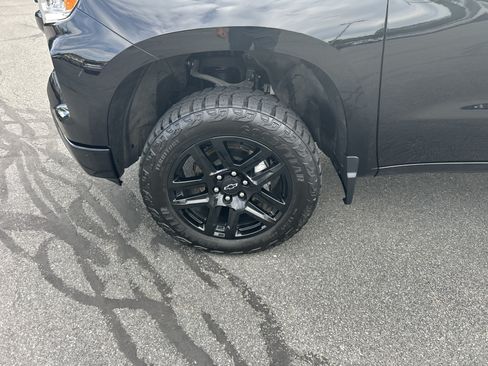 Certified 2024 Chevrolet Silverado 1500 LT Trail Boss w/ LT Trail Boss Premium Package AWD/4WD image 5