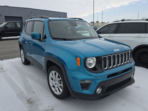 Used 2021 Jeep Renegade Latitude image 1