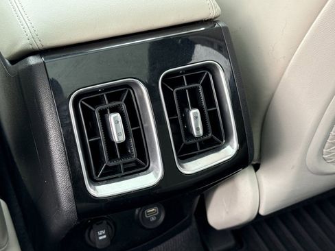 Used 2022 Kia Sorento SX image 14