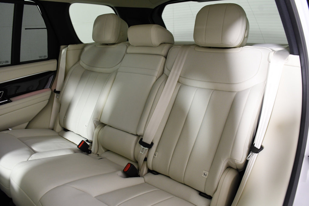 New 2026 Land Rover Range Rover SE AWD/4WD image 27