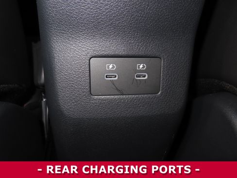 Certified 2025 Nissan Kicks SR image 10