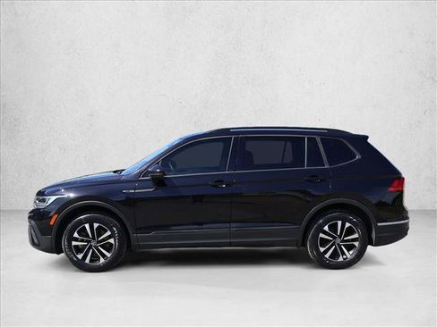 Used 2023 Volkswagen Tiguan S FWD image 9