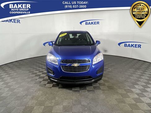 Used 2016 Chevrolet Trax LS w/ LPO, Cargo Package image 3