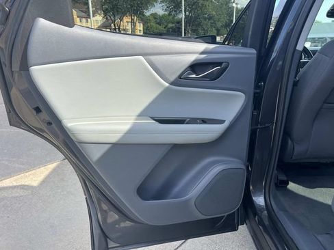 Used 2021 Chevrolet Blazer LT AWD/4WD image 32