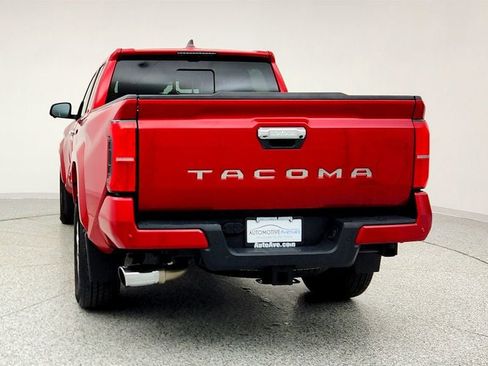Used 2024 Toyota Tacoma Limited w/ Limited Package (LT) image 6