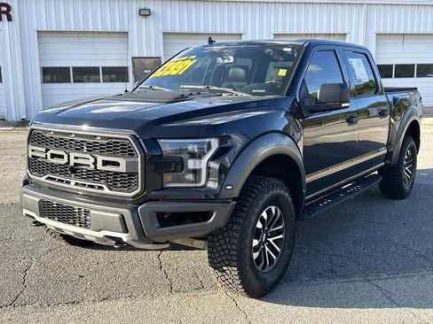 Used 2020 Ford F150 Raptor w/ Equipment Group 801A Mid image 3