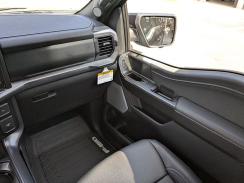 New 2025 Ford F150 Lariat w/ Equipment Group 502A High image 18