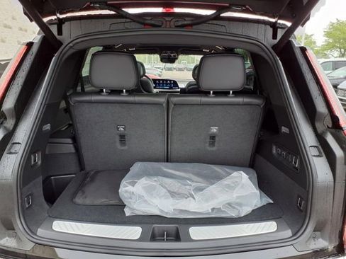 New 2026 Cadillac Vistiq Luxury image 20