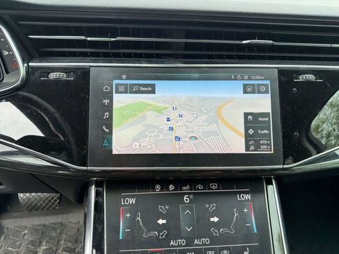 Used 2020 Audi Q7 3.0T Premium Plus w/ Premium Plus Package AWD/4WD image 19