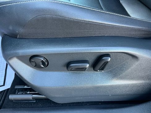 Used 2021 Volkswagen Tiguan S image 21