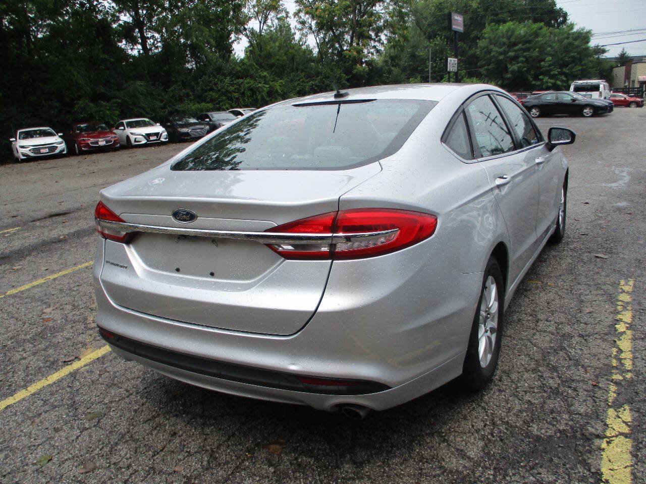 Used 2017 Ford Fusion S FWD image 3