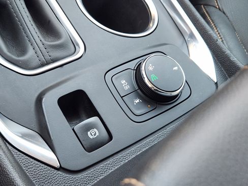 Used 2019 Chevrolet Traverse Premier w/ Redline Edition image 28