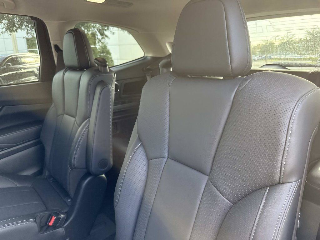 New 2026 Subaru Ascent Limited AWD/4WD image 12