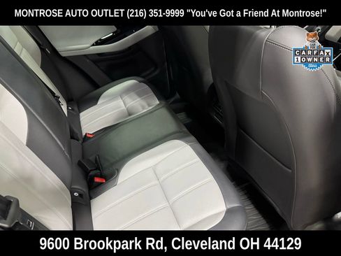 Used 2024 Land Rover Range Rover Evoque Dynamic SE image 44