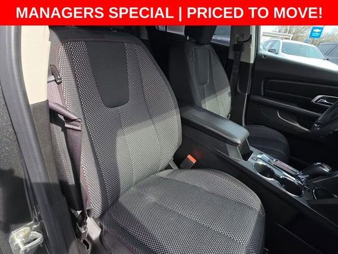 Used 2017 GMC Terrain SLE image 19