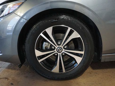 Used 2023 Nissan Sentra SV image 9