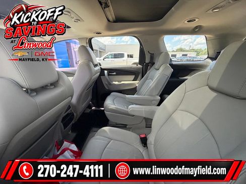 Used 2010 GMC Acadia SLT w/ LPO, 'HIT The Road' Package AWD/4WD image 7