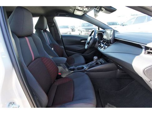 Used 2026 Toyota Corolla SE FWD image 28