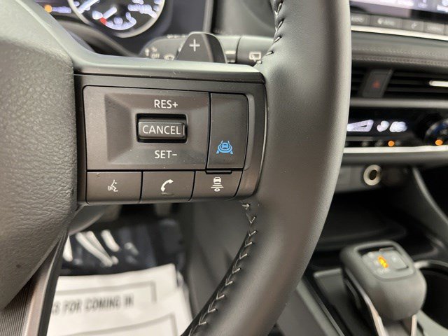 Used 2026 Nissan Rogue SV FWD image 18