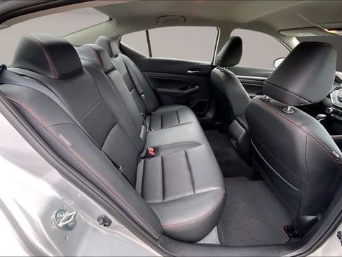 Certified 2025 Nissan Altima 2.5 SR image 25