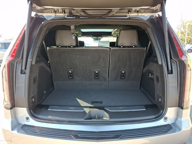 Certified 2024 Cadillac Escalade Sport Platinum w/ LPO, ONYX Package AWD/4WD image 29