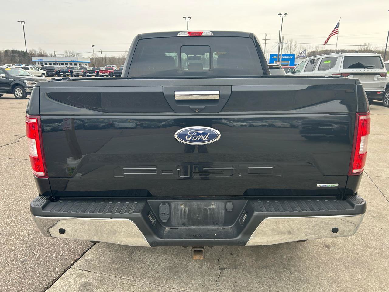 Used 2018 Ford F150 XLT w/ Equipment Group 302A Luxury AWD/4WD image 6
