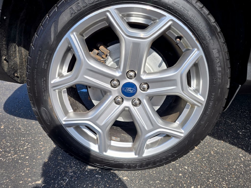 Certified 2019 Ford Escape Titanium AWD/4WD image 11