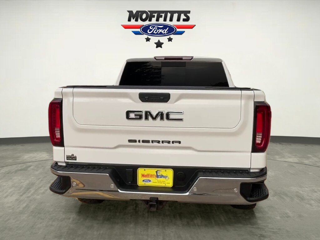Used 2022 GMC Sierra 1500 SLT w/ SLT Premium Plus Package AWD/4WD image 4