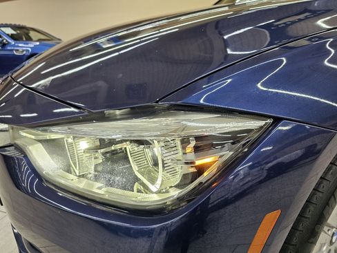 Used 2017 BMW 330i xDrive Sedan image 10