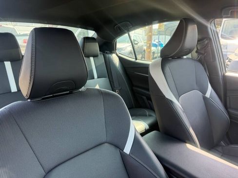 Used 2025 Toyota Camry SE FWD image 10