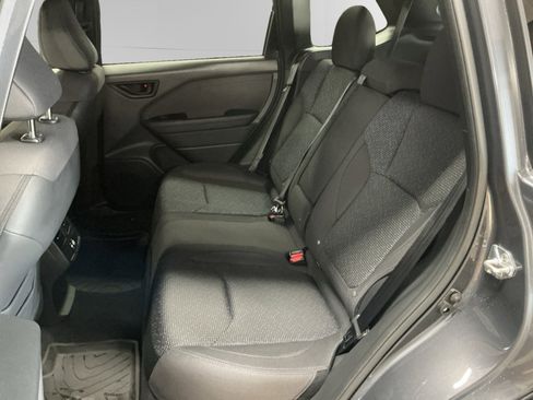 Used 2025 Subaru Forester Premium AWD/4WD image 13