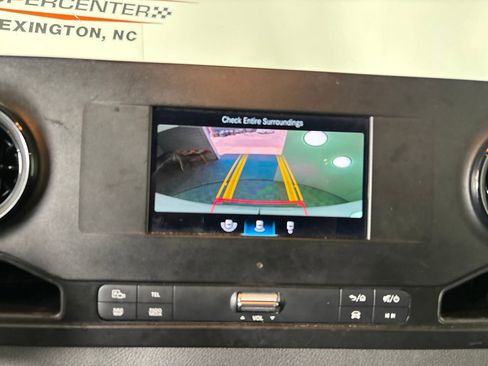 Used 2024 Mercedes-Benz Sprinter 2500 w/ Acoustic Package image 12