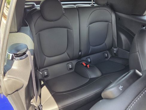 Used 2019 MINI Cooper Convertible image 15