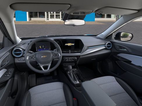 New 2026 Chevrolet Trax LT w/ Driver Confidence Package FWD image 15