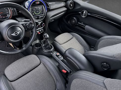 Used 2016 MINI Cooper S FWD image 6
