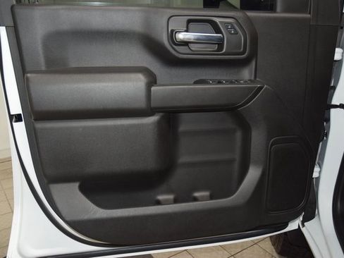 Used 2024 Chevrolet Silverado 2500 Custom w/ Custom Value Package image 48