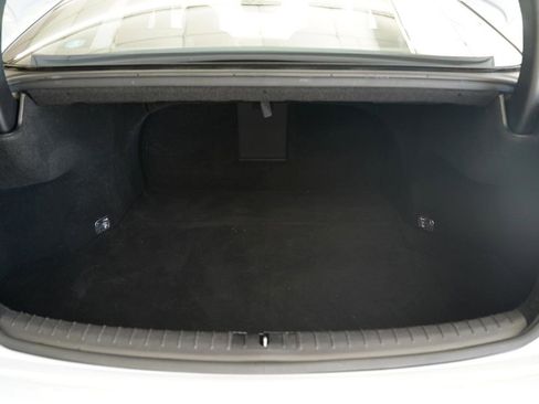 Used 2018 Genesis G80 3.3T Sport RWD image 39