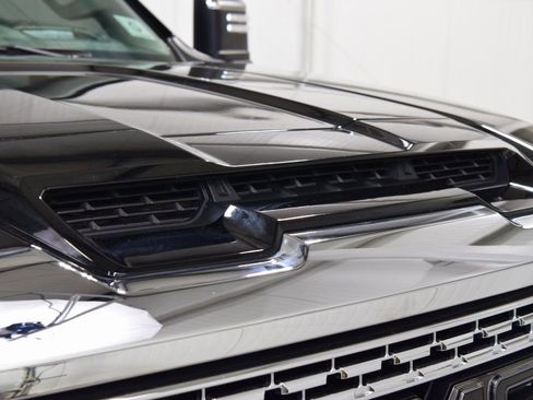 Used 2022 GMC Sierra 3500 Denali w/ Denali Ultimate Package image 13