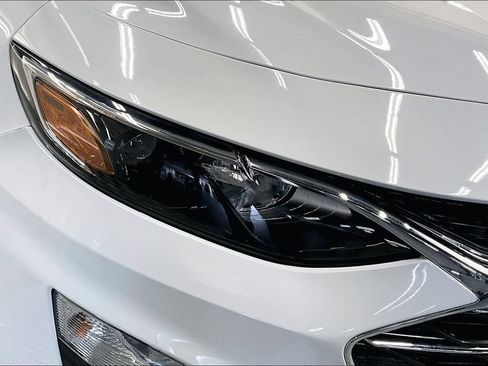 Used 2022 Chevrolet Malibu LT FWD image 26