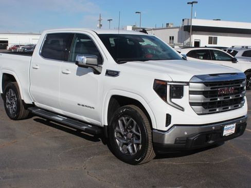 New 2026 GMC Sierra 1500 SLE w/ Preferred Package image 7